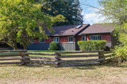 5410 Matson Rd Ladysmith, BC V9G 1L9