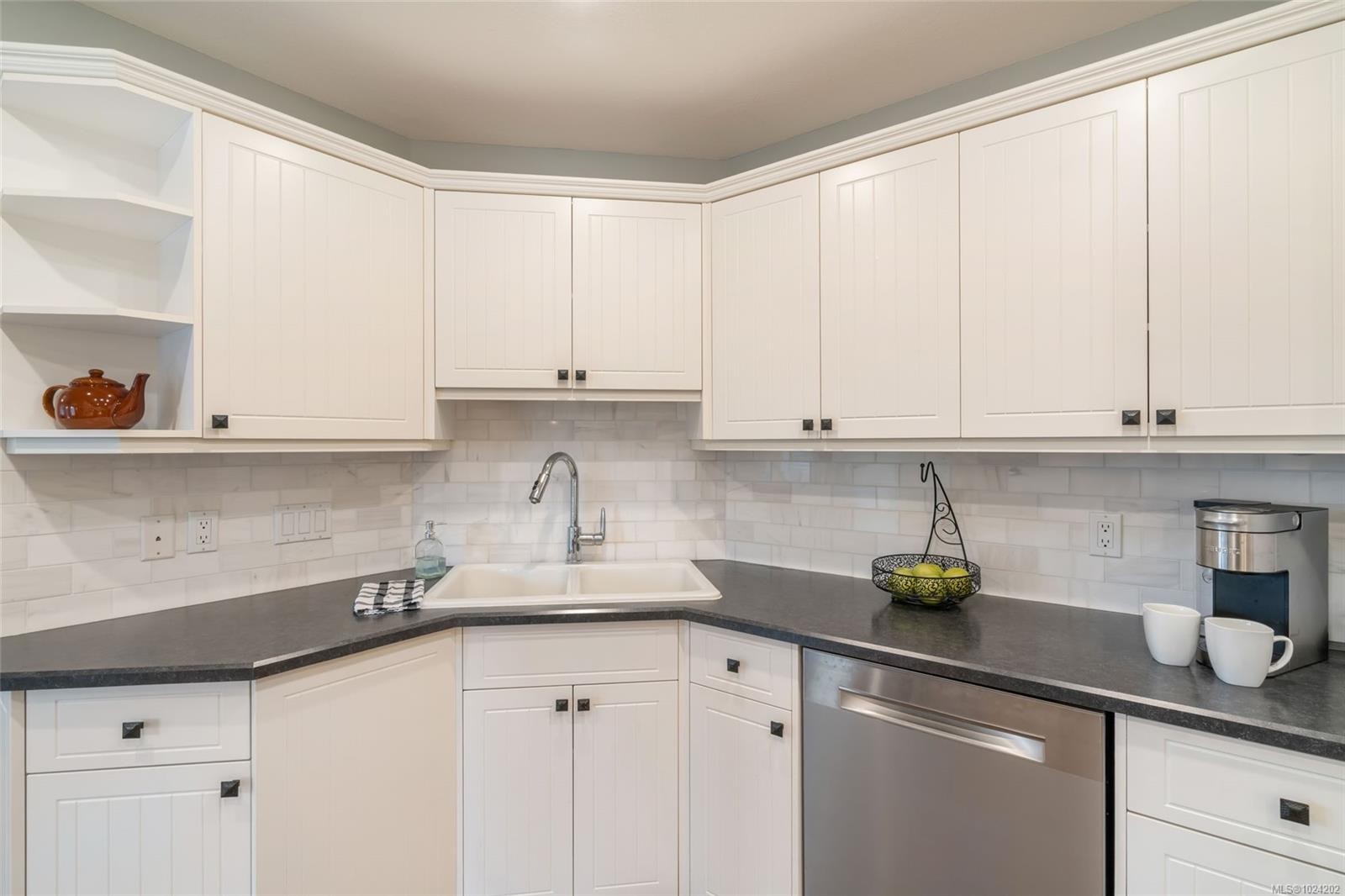 1112 Aery View Way, Parksville, BC