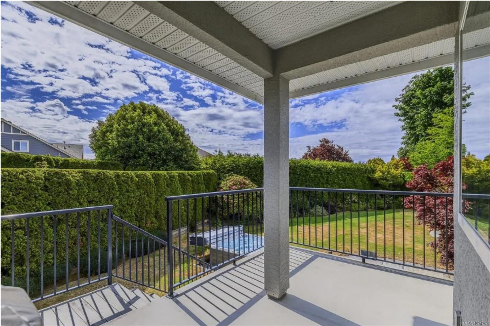 1112 Aery View Way, Parksville, BC