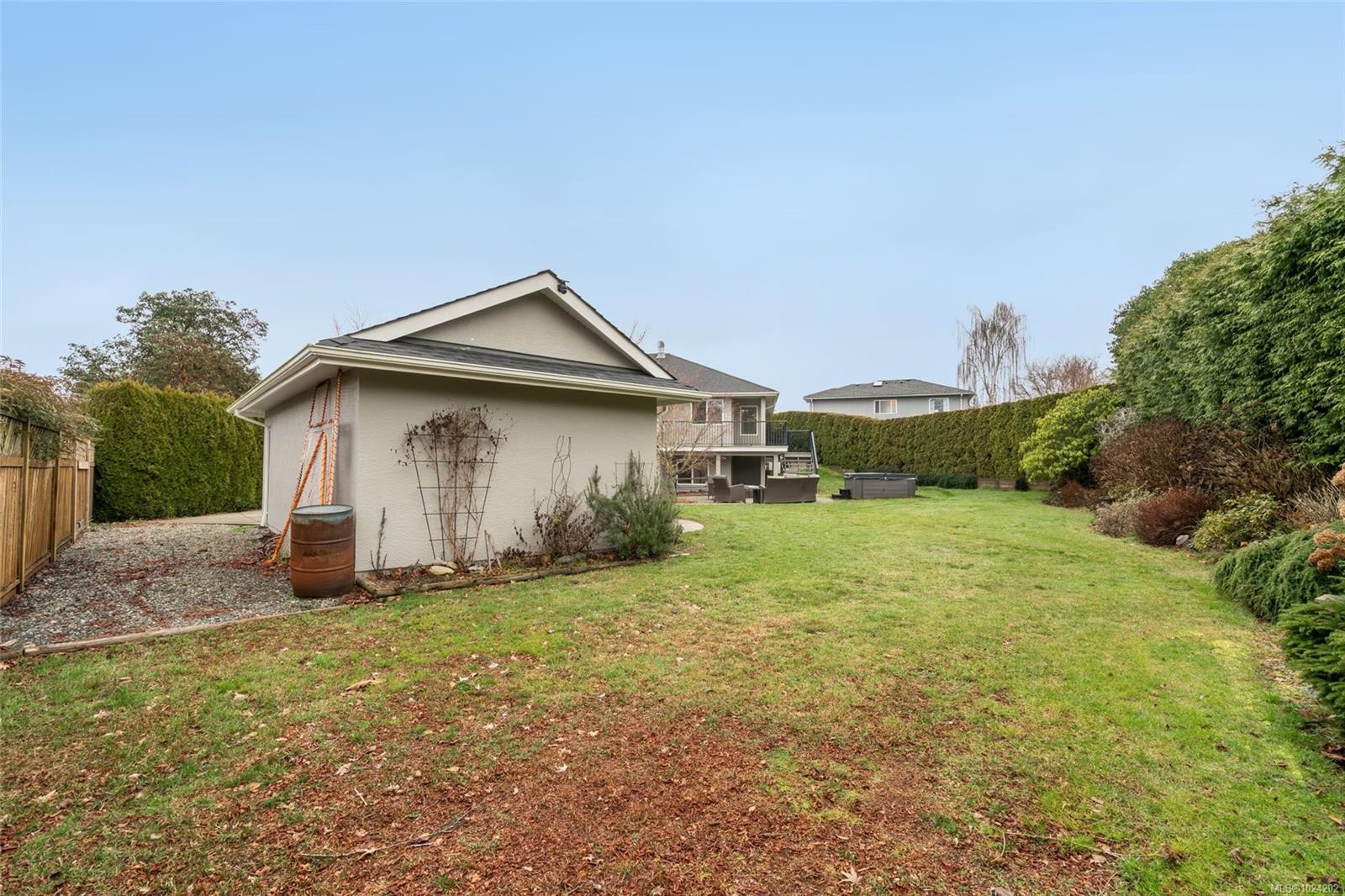 1112 Aery View Way, Parksville, BC