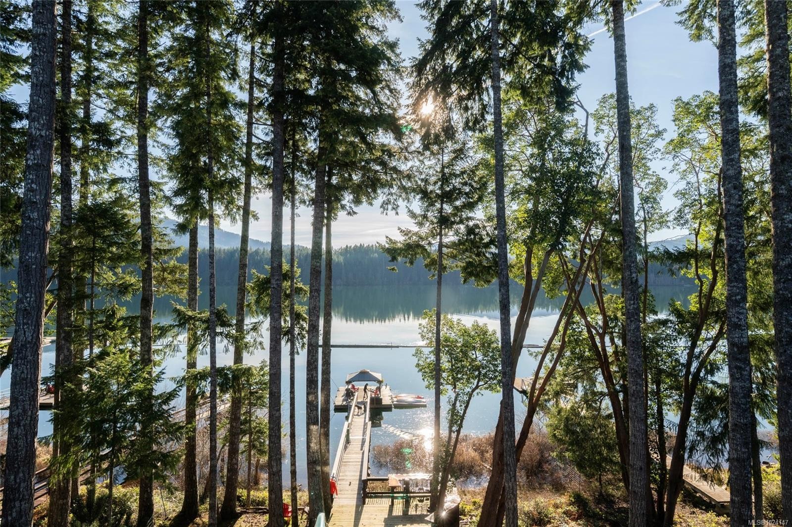 7342 Lakefront Pl, Lake Cowichan, BC