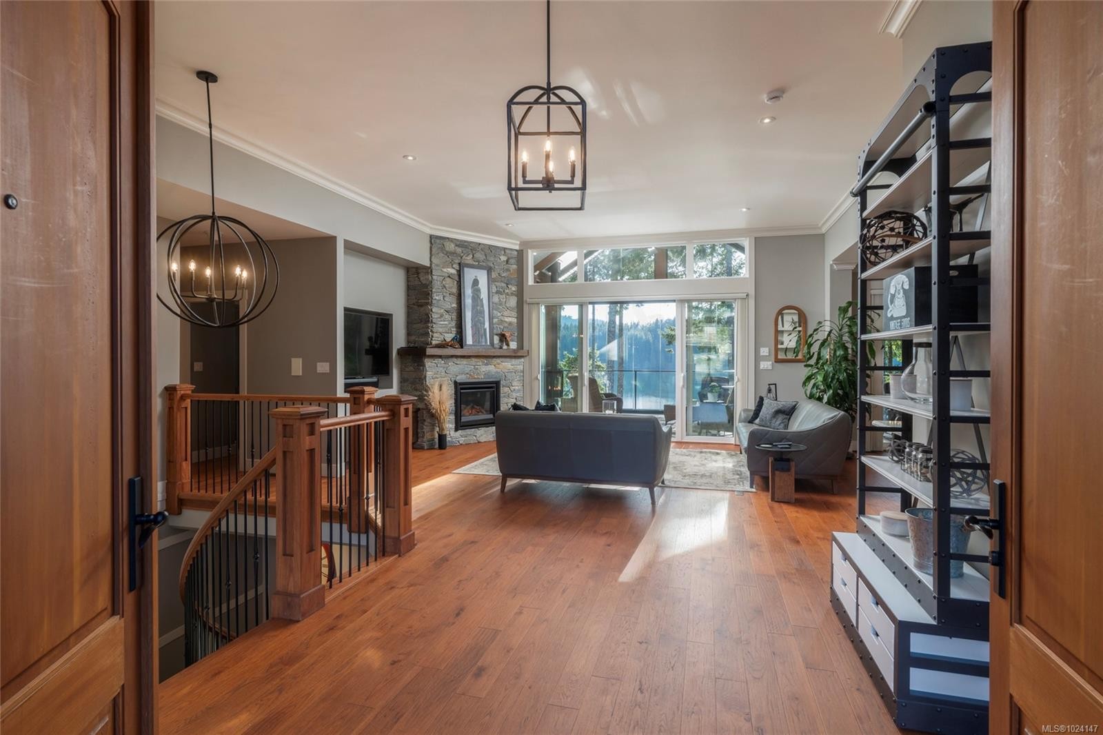 7342 Lakefront Pl, Lake Cowichan, BC