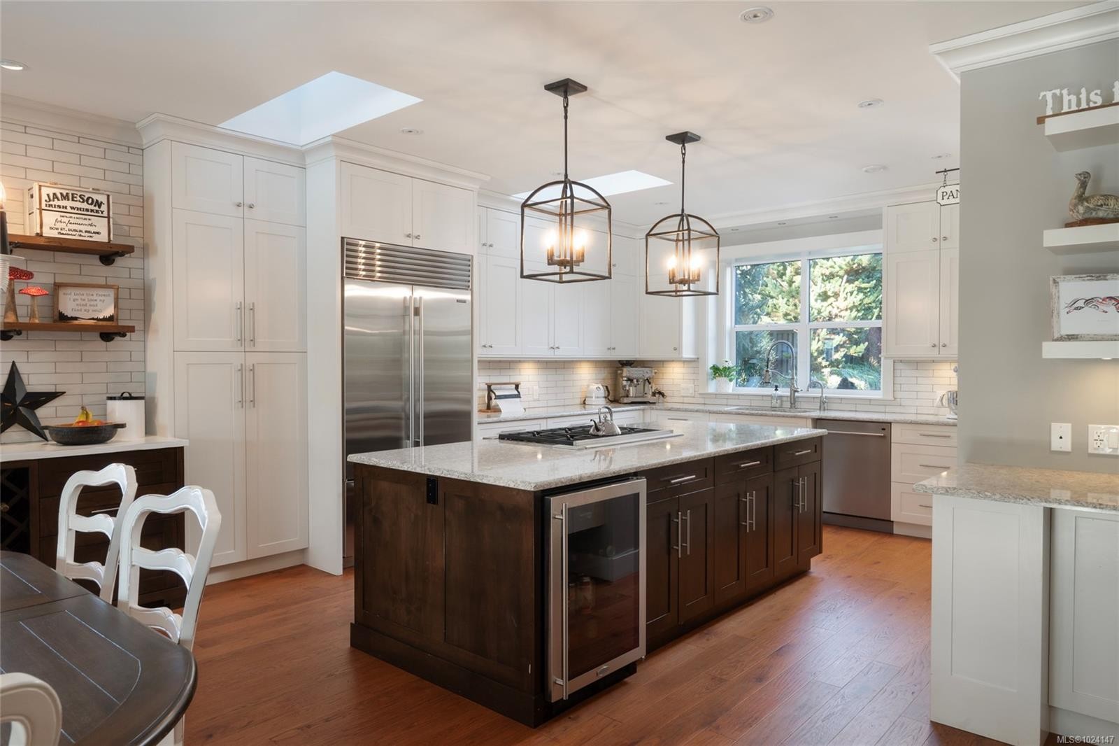 7342 Lakefront Pl, Lake Cowichan, BC