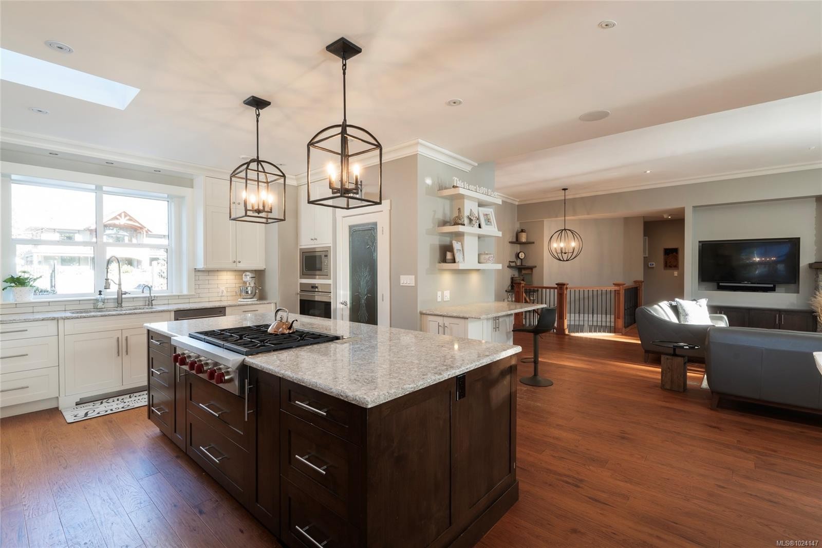 7342 Lakefront Pl, Lake Cowichan, BC