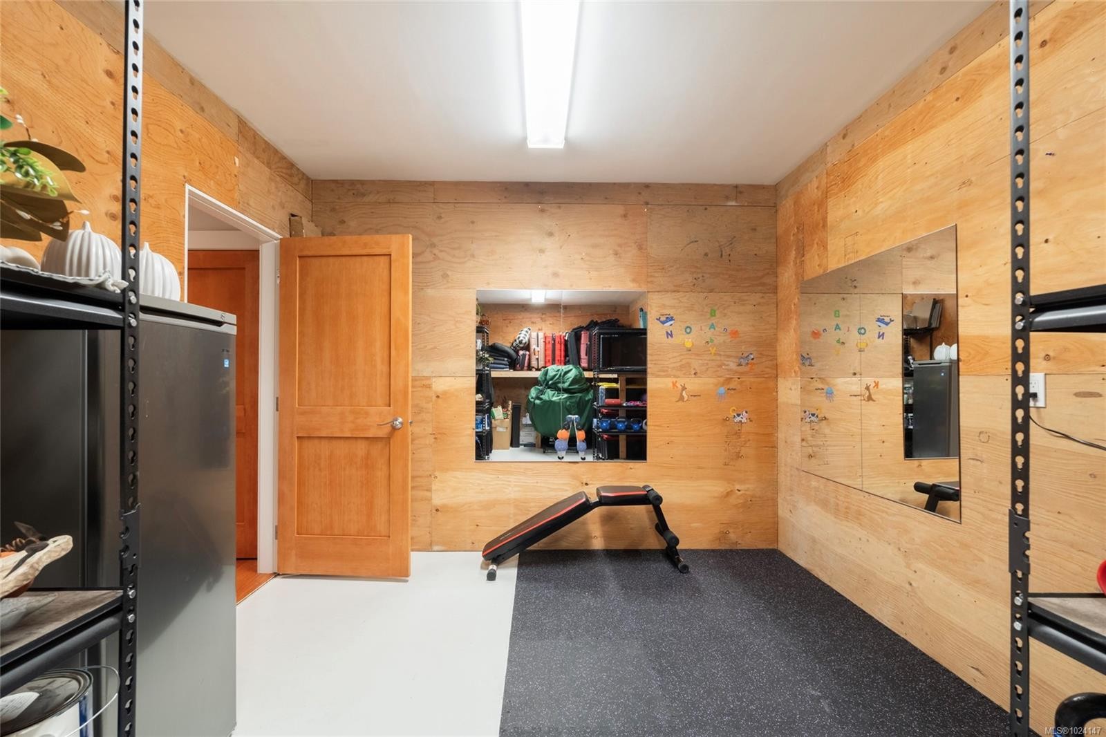 7342 Lakefront Pl, Lake Cowichan, BC