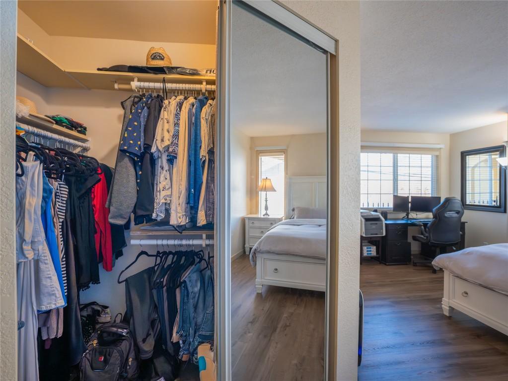 3-6811 Cottonwood Drive, Osoyoos, BC - Indoor With Storage