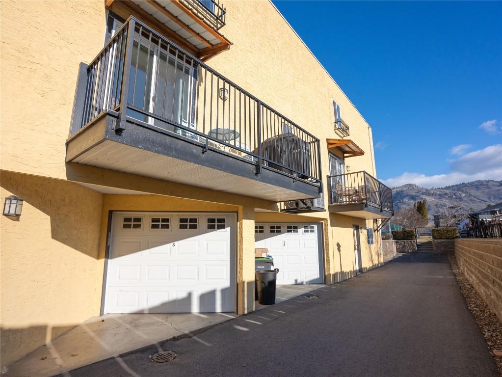 3-6811 Cottonwood Drive, Osoyoos, BC - Outdoor With Exterior