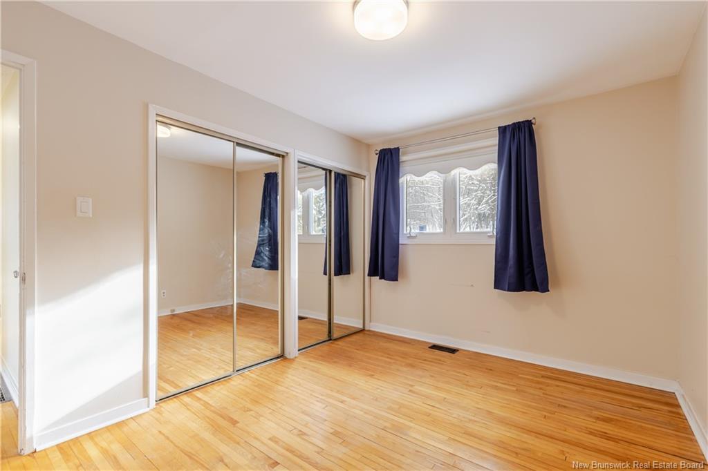 21 Westwood Dr, Fredericton, NB