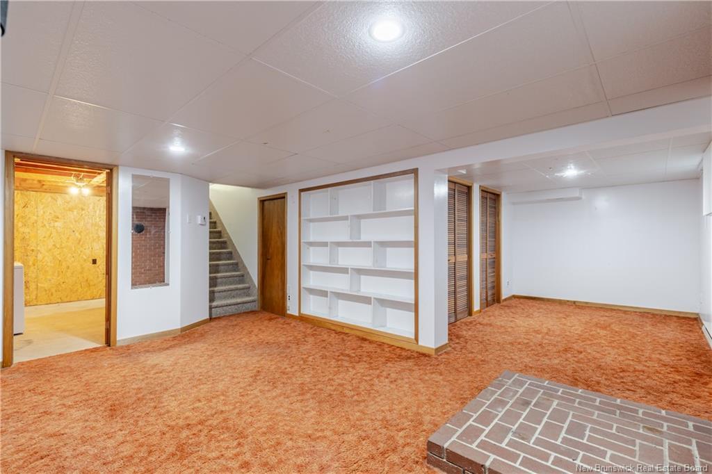 21 Westwood Dr, Fredericton, NB