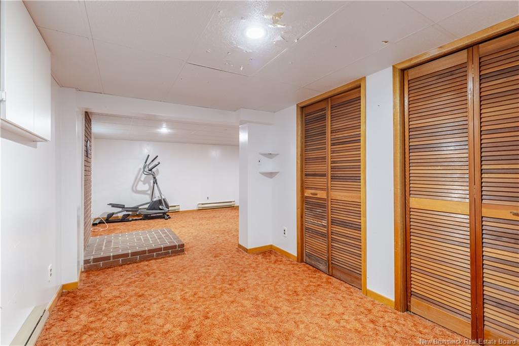 21 Westwood Dr, Fredericton, NB