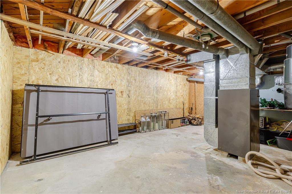 21 Westwood Dr, Fredericton, NB