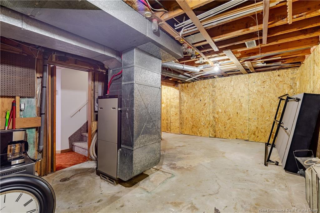 21 Westwood Dr, Fredericton, NB