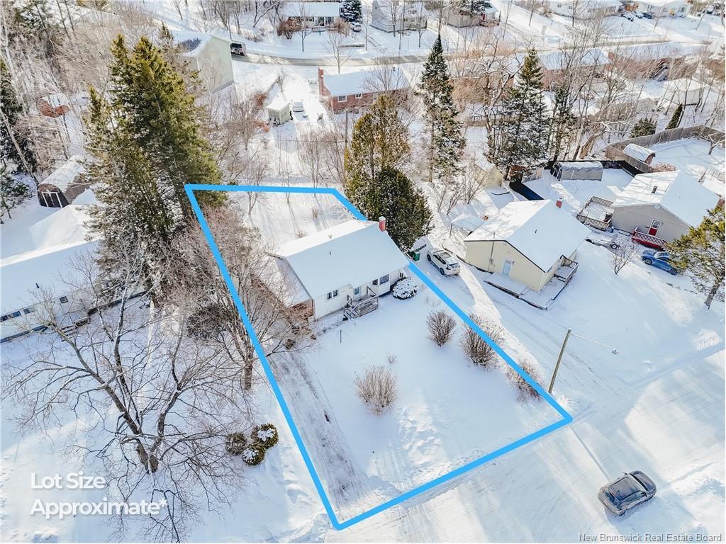 21 Westwood Dr, Fredericton, NB