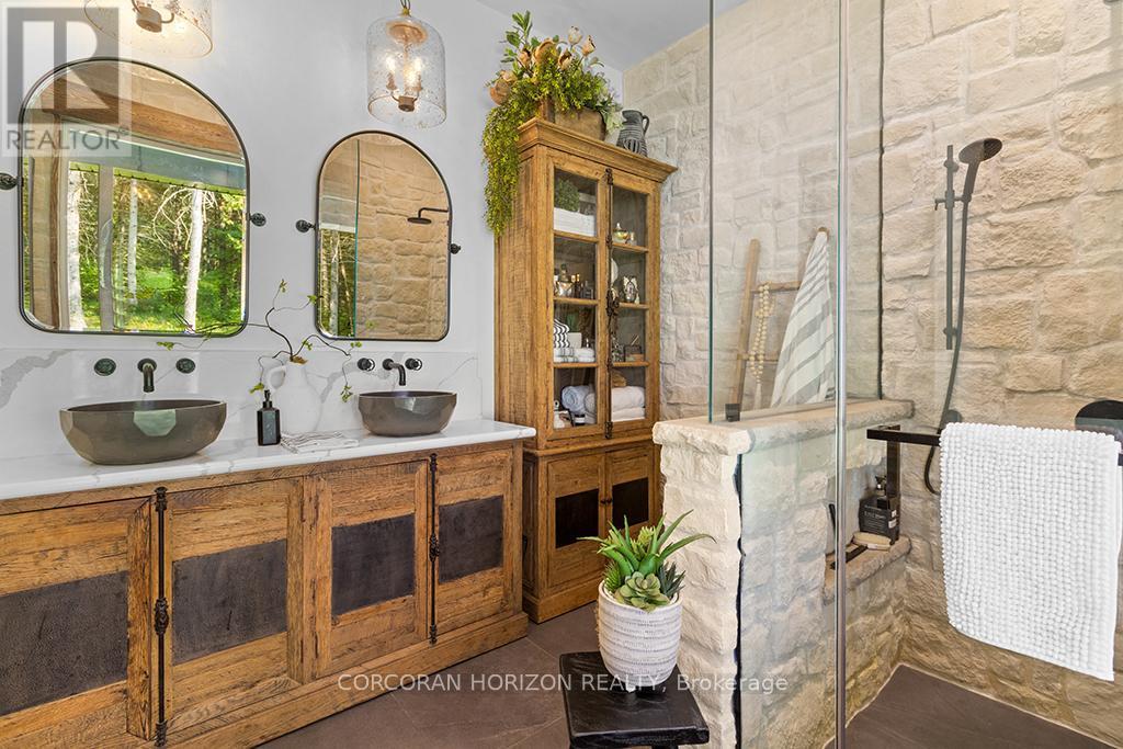 107 Louise Creek Crescent, West Grey, ON - Indoor Photo Showing Bathroom