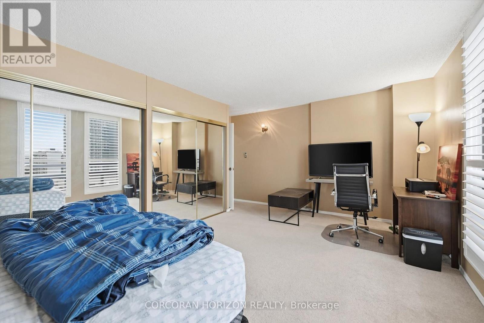 1202 - 222 Jackson Street W, Hamilton, ON - Indoor Photo Showing Bedroom