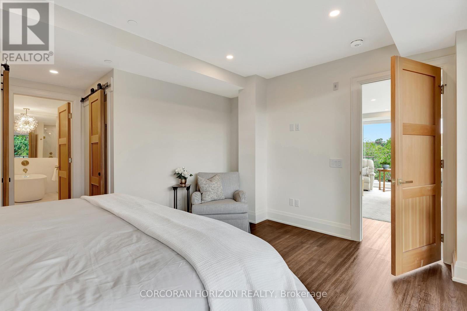 206 - 6523 Wellington Road, Centre Wellington, ON - Indoor Photo Showing Bedroom