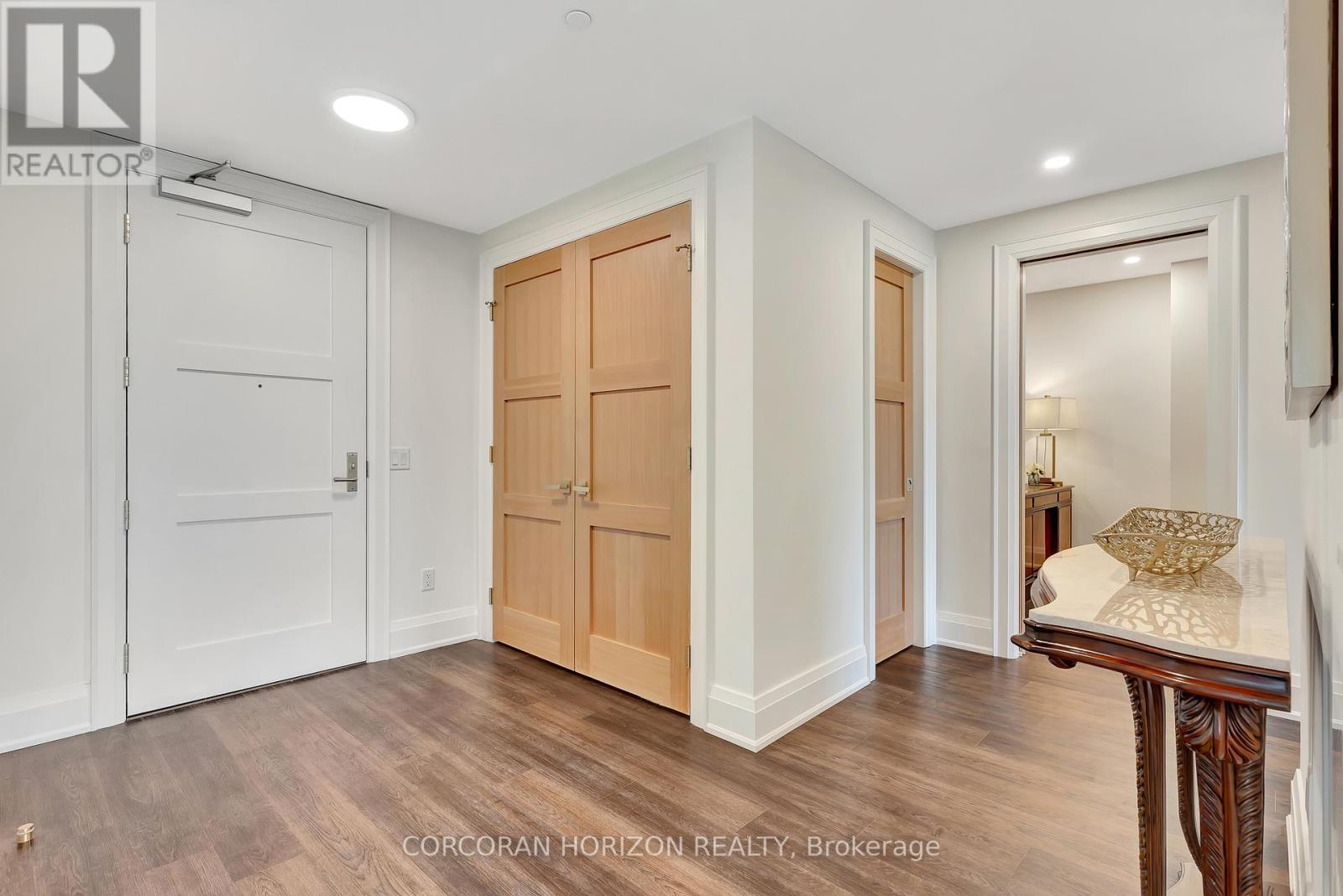 206 - 6523 Wellington Road, Centre Wellington, ON - Indoor Photo Showing Other Room