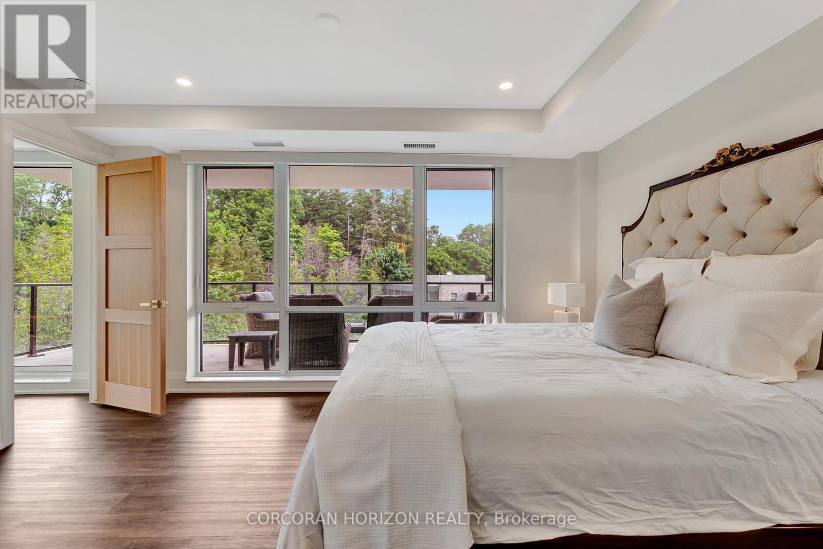 206 - 6523 Wellington Road, Centre Wellington, ON - Indoor Photo Showing Bedroom