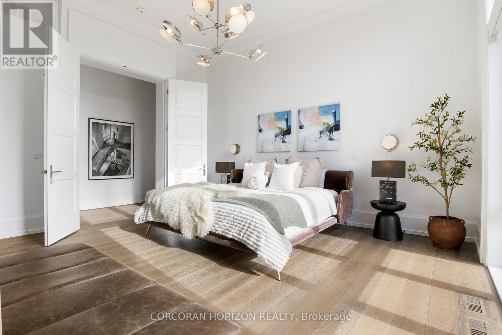 31 Reid Court, Puslinch, ON - Indoor Photo Showing Bedroom