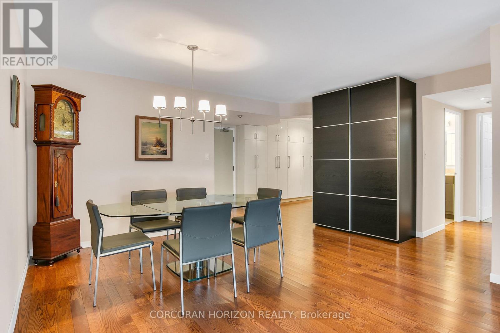 1001 - 5444 Yonge Street, Toronto, ON - Indoor Photo Showing Dining Room