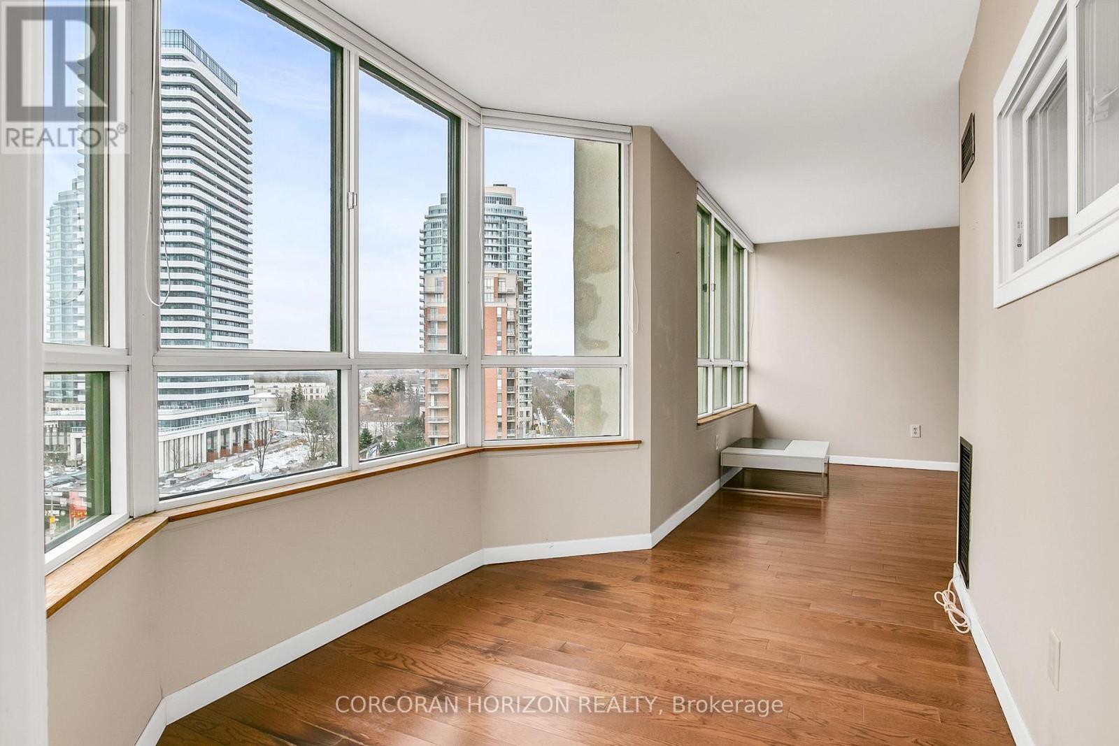 1001 - 5444 Yonge Street, Toronto, ON - Indoor Photo Showing Other Room