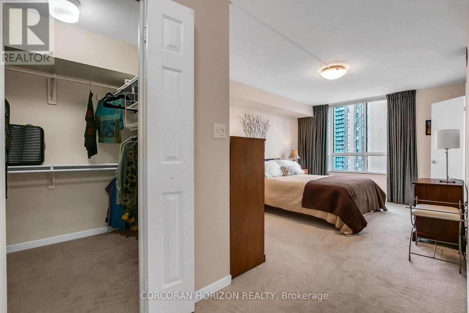 1001 - 5444 Yonge Street, Toronto, ON - Indoor Photo Showing Bedroom