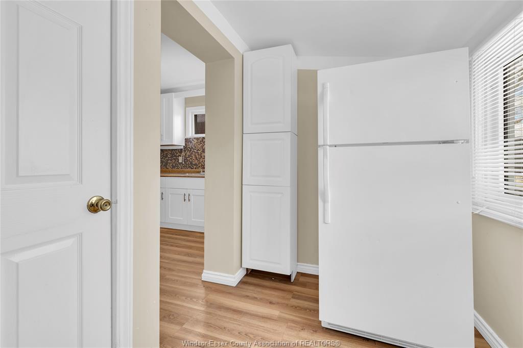 1006 Pillette, Windsor, ON