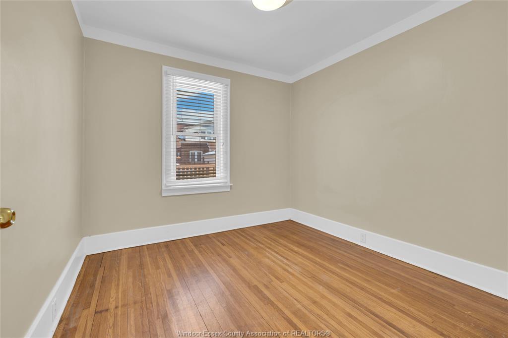 1006 Pillette, Windsor, ON