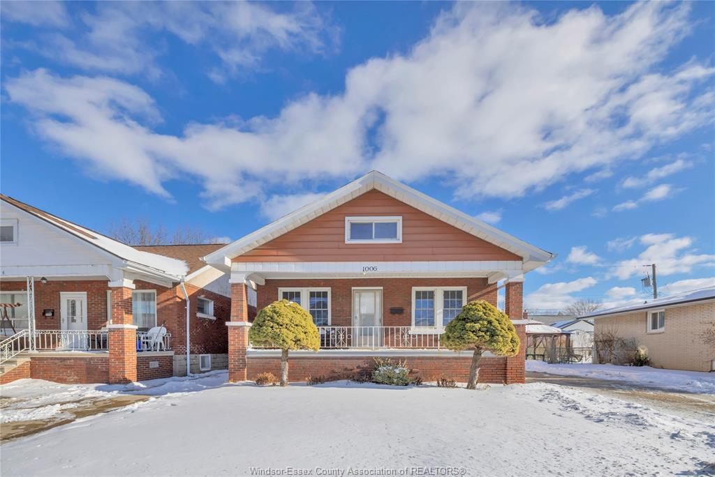 1006 Pillette, Windsor, ON