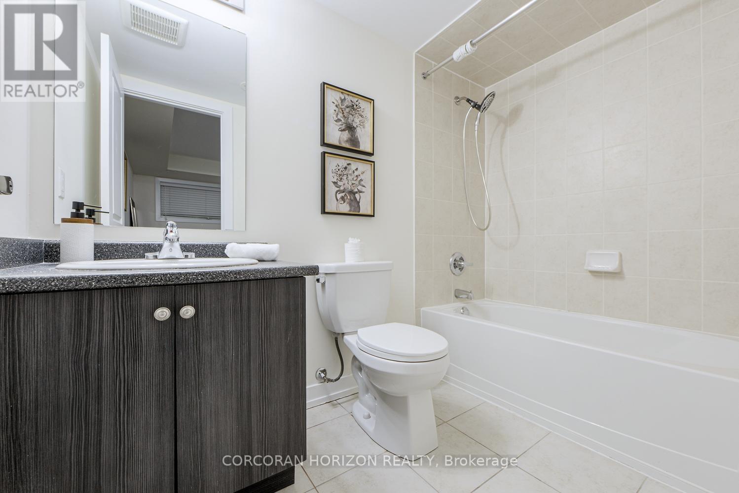 70 - 2315 Sheppard Avenue W, Toronto, ON - Indoor Photo Showing Bathroom