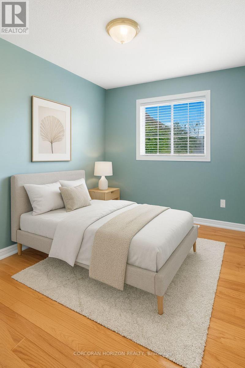 312 Harvie Road, Barrie, ON - Indoor Photo Showing Bedroom