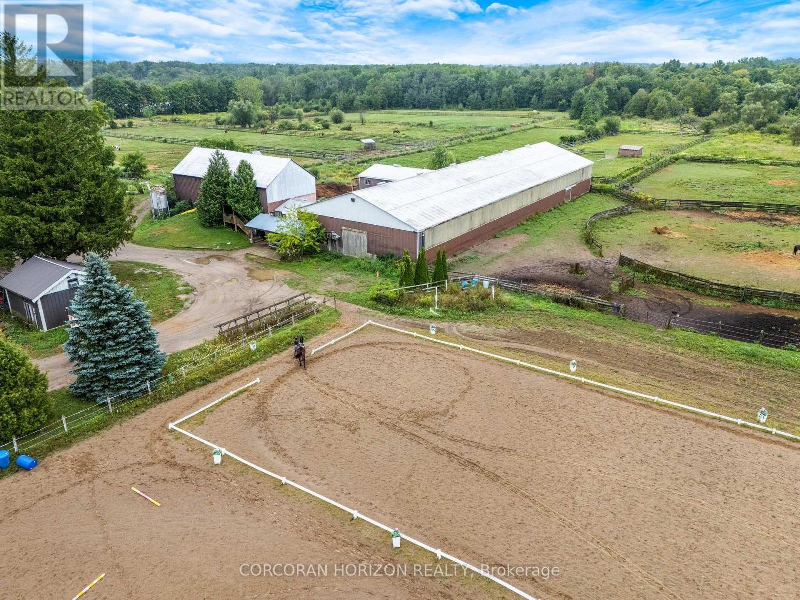 1374 5Th Concession Road W, Hamilton, ON