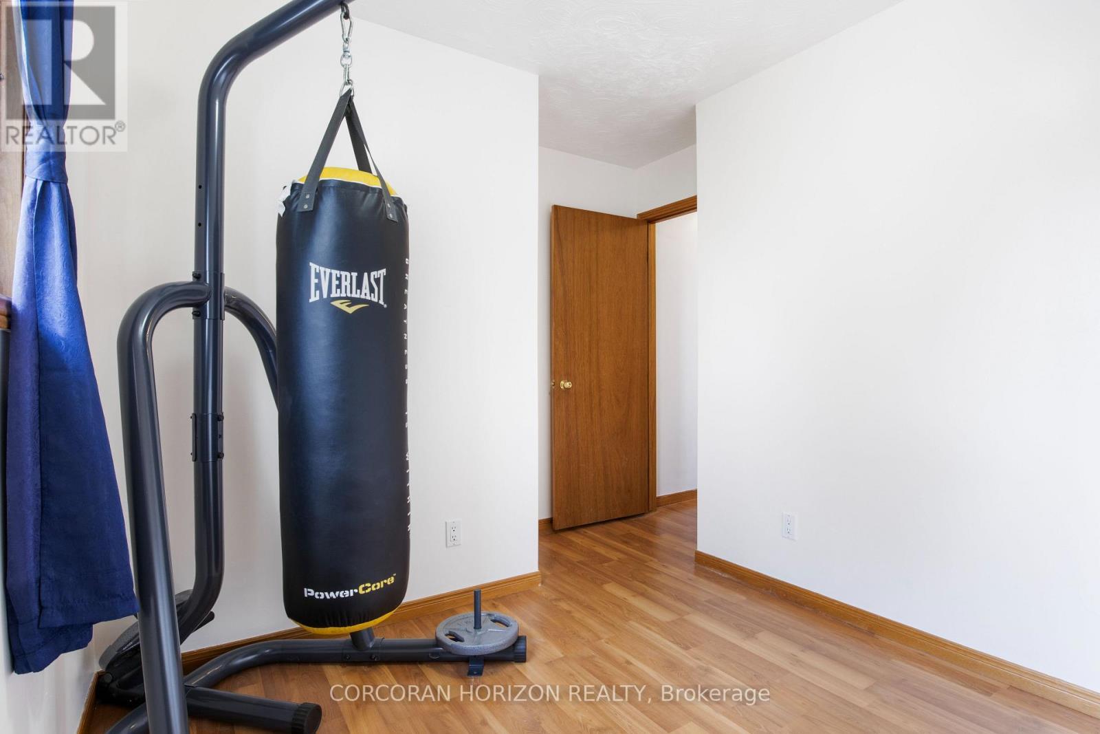 43 Middleton Street, Cambridge, ON - Indoor Photo Showing Other Room
