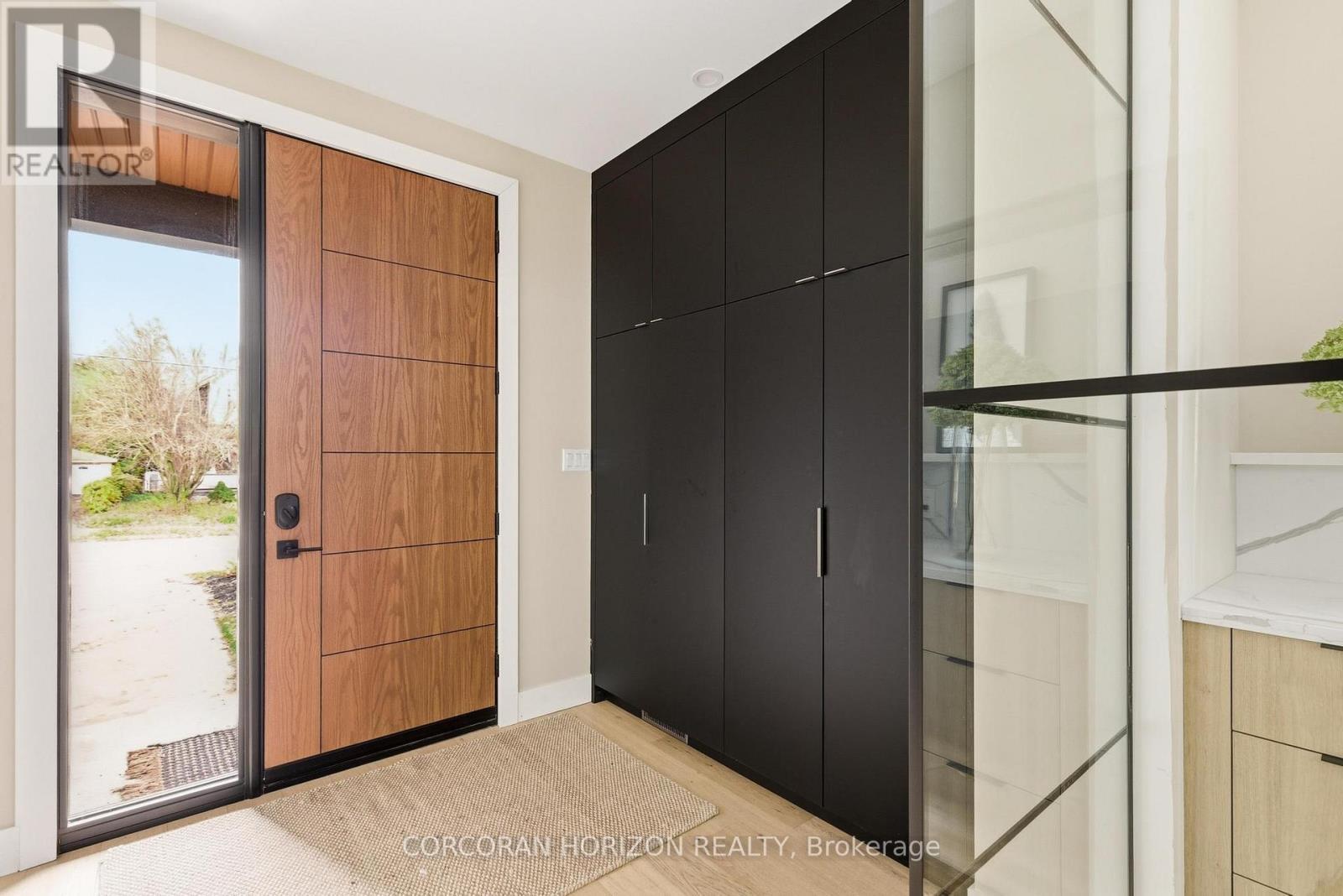 95 William Street W, Waterloo, ON - Indoor Photo Showing Other Room