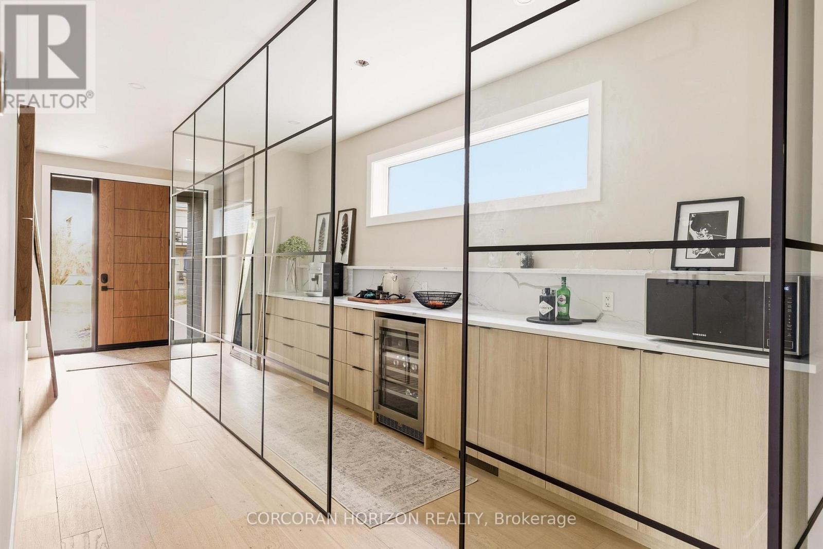 95 William Street W, Waterloo, ON - Indoor Photo Showing Other Room