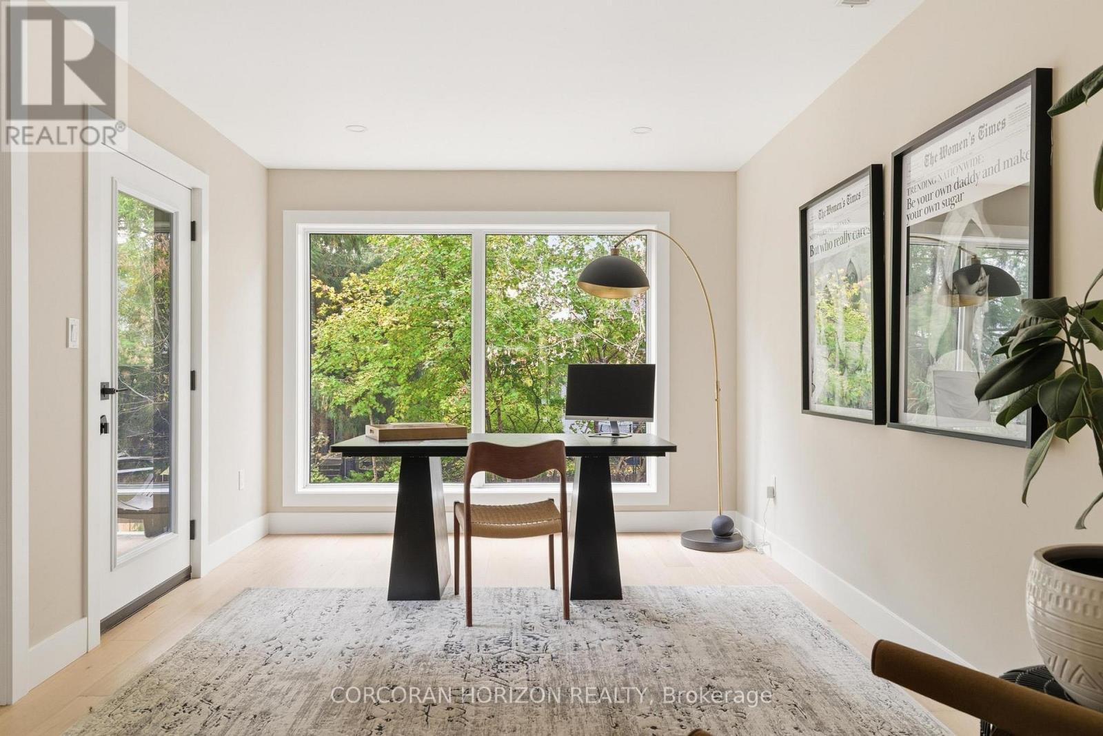 95 William Street W, Waterloo, ON - Indoor