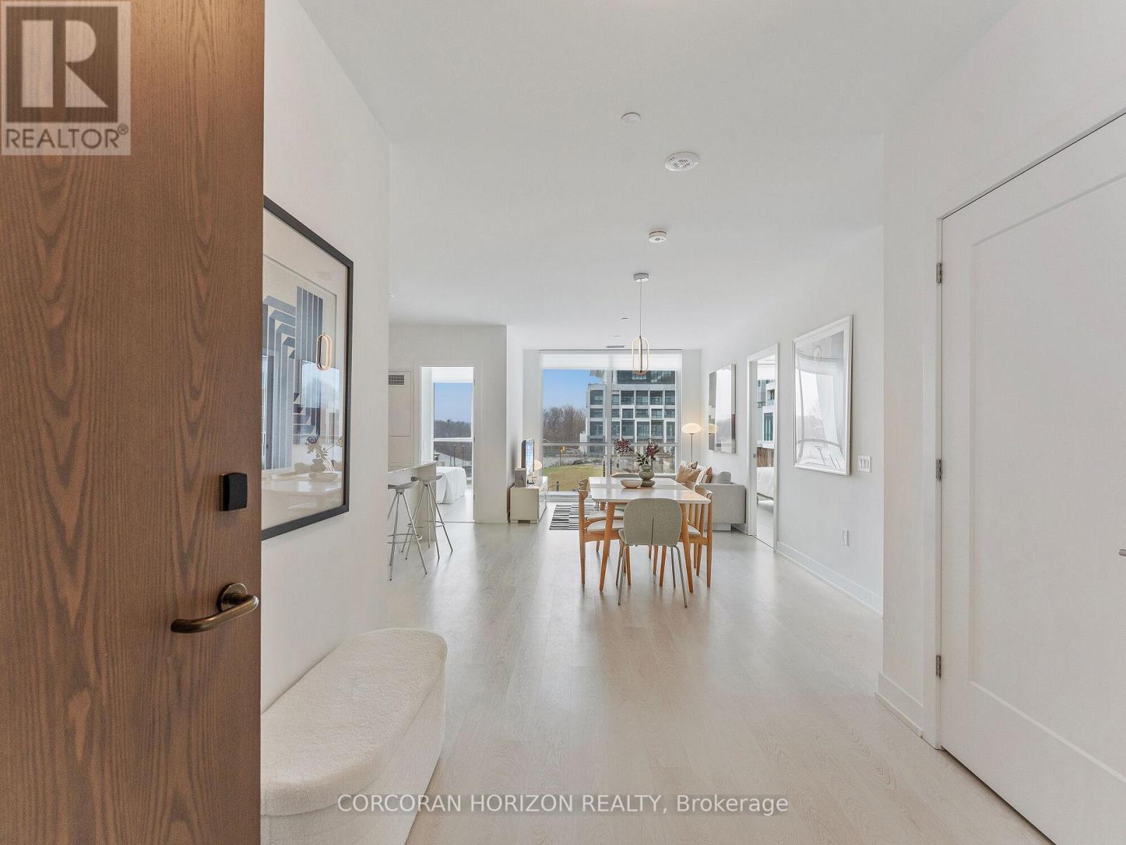 221 - 30 Inn On The Park Drive, Toronto, ON - Indoor