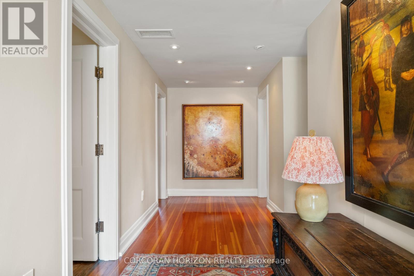 33 Salisbury Avenue, Cambridge, ON - Indoor Photo Showing Other Room