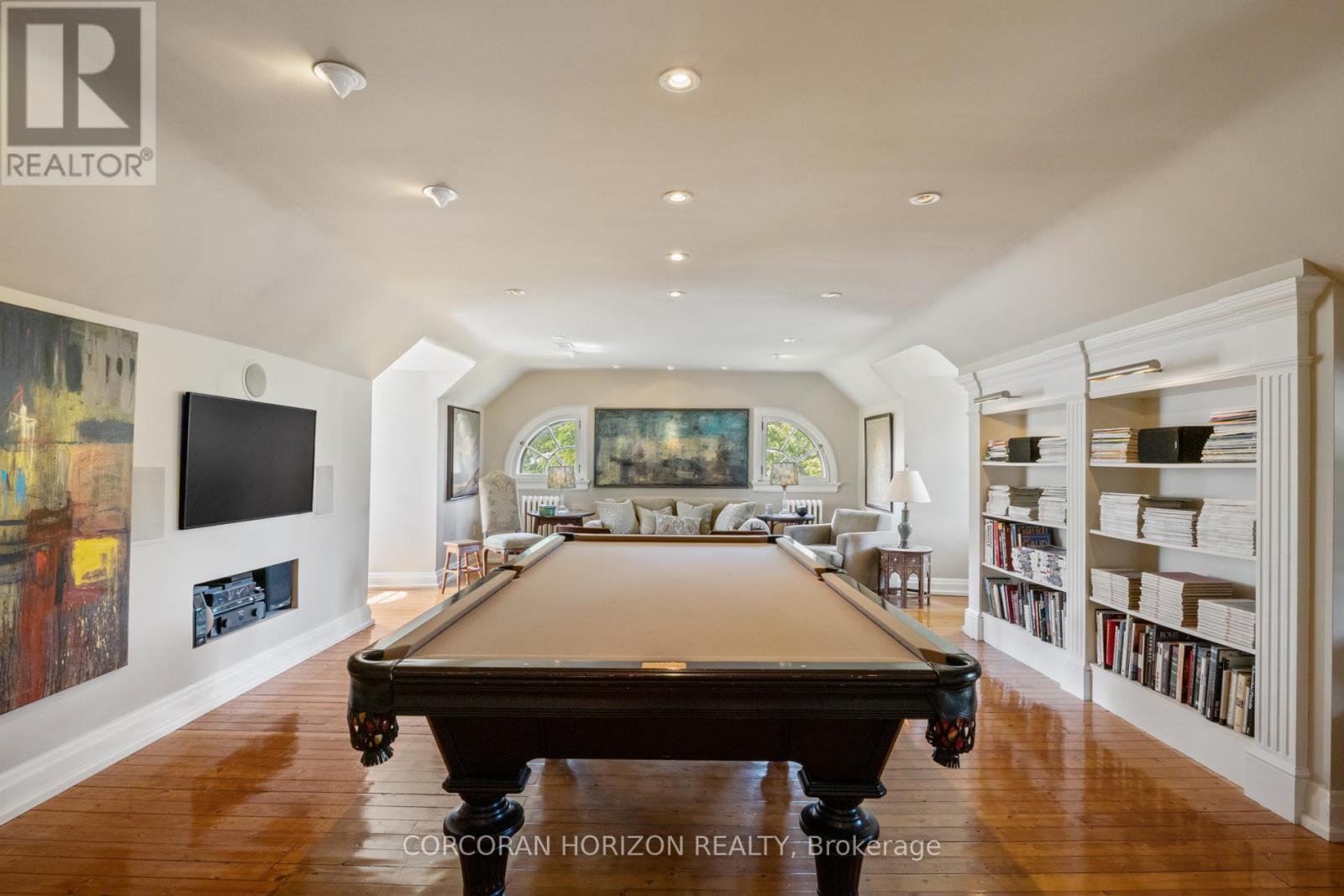 33 Salisbury Avenue, Cambridge, ON - Indoor Photo Showing Other Room