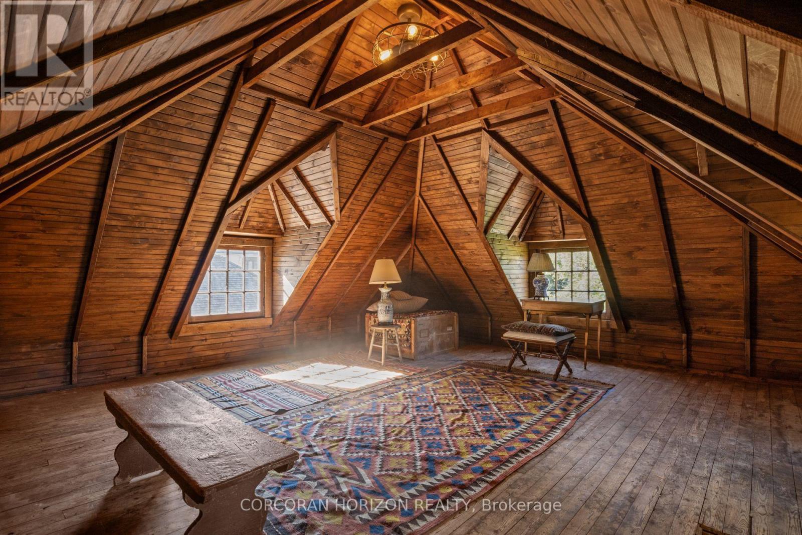 33 Salisbury Avenue, Cambridge, ON - Indoor Photo Showing Other Room