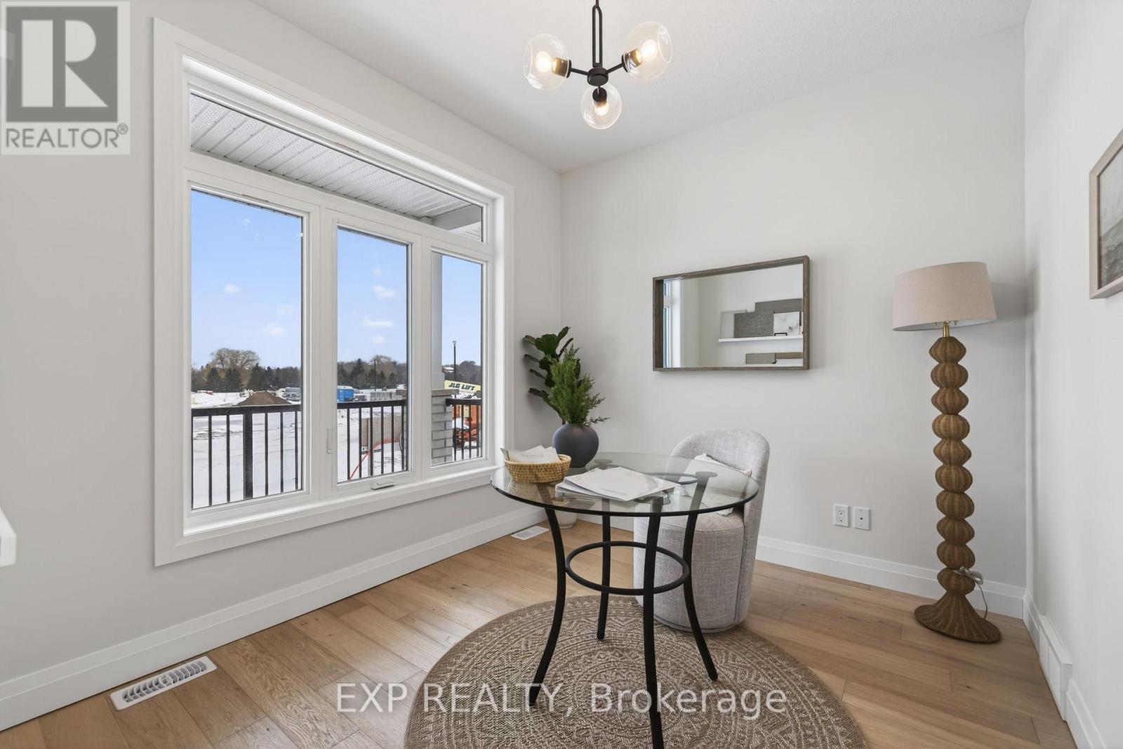 96 Dearing Street, South Huron (Stephen), ON - Indoor Photo Showing Dining Room