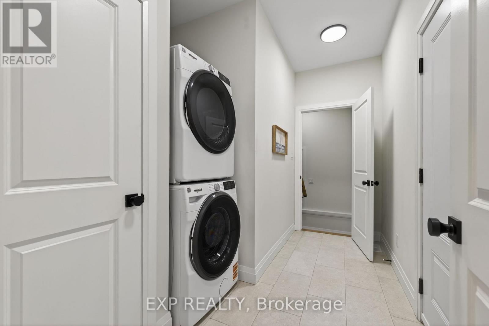 96 Dearing Street, South Huron (Stephen), ON - Indoor Photo Showing Laundry Room