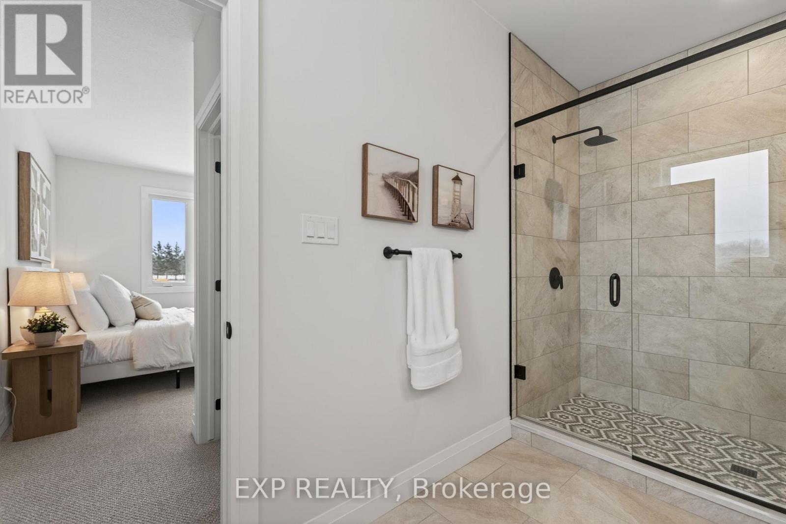 96 Dearing Street, South Huron (Stephen), ON - Indoor Photo Showing Bathroom