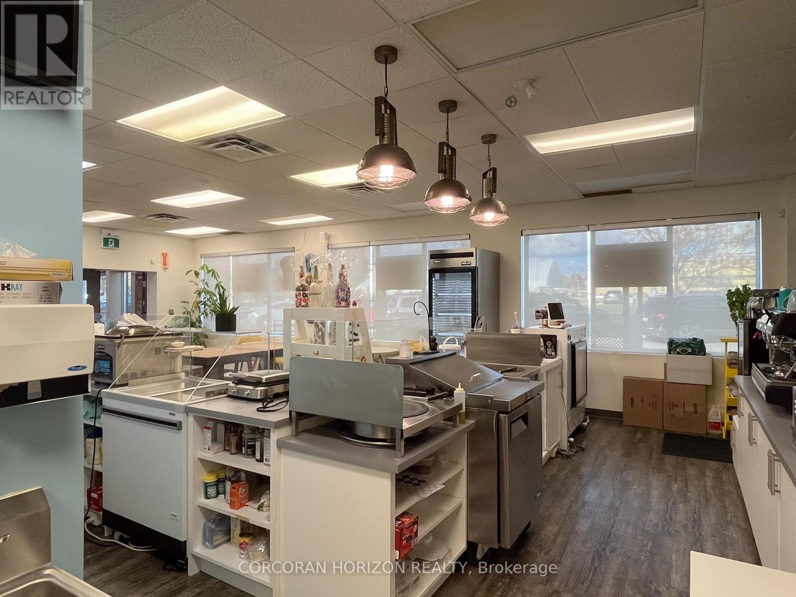 302 - 614 Coronation Boulevard, Cambridge, ON