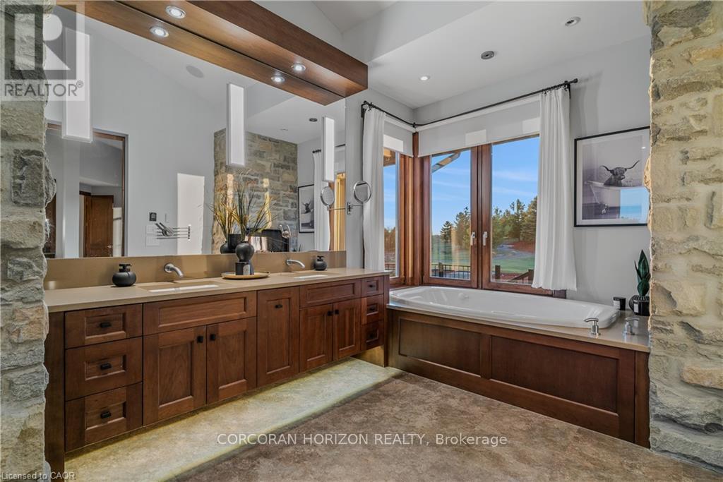 1546 Maryhill Road, Woolwich, ON - Indoor Photo Showing Bathroom