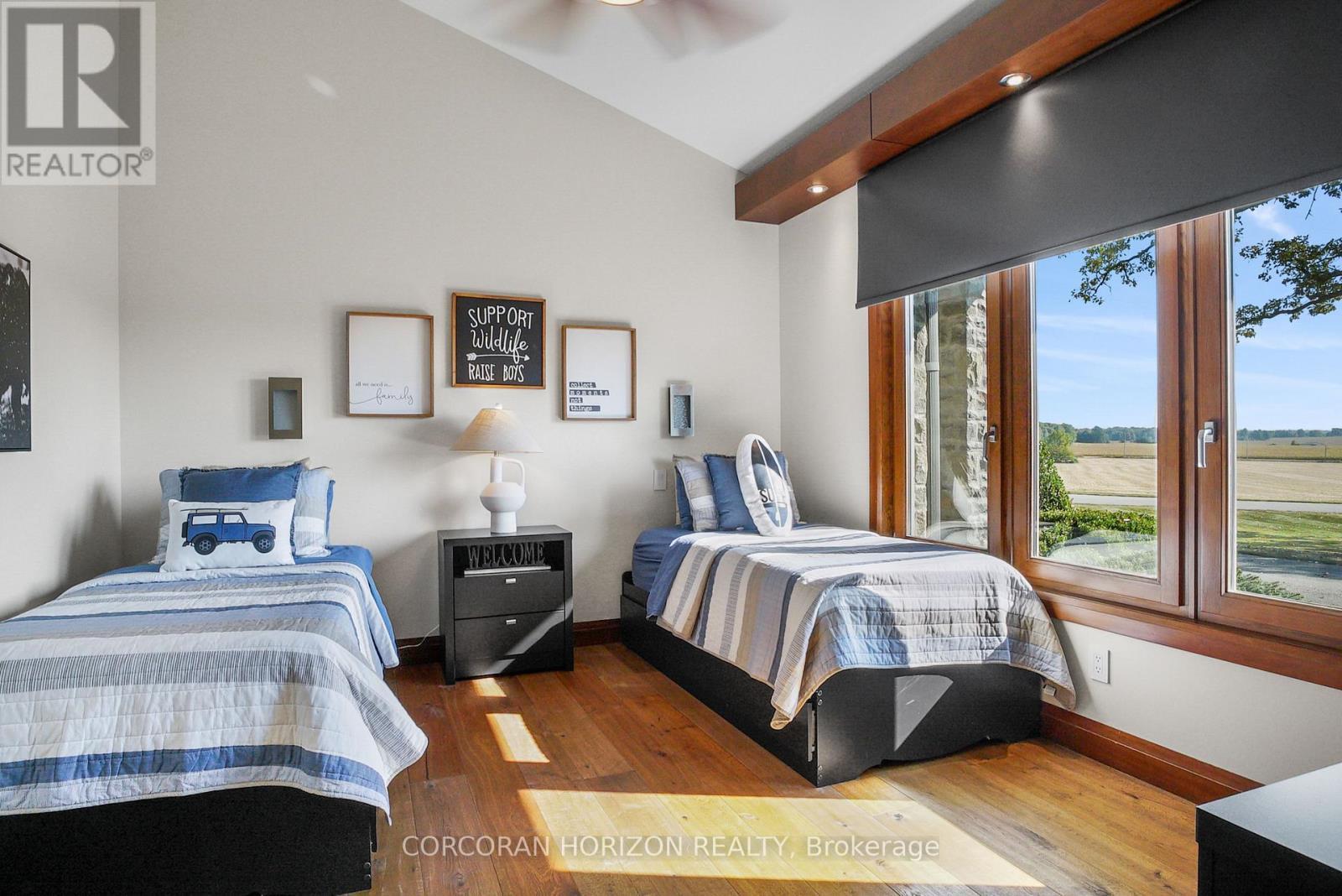 1546 Maryhill Road, Woolwich, ON - Indoor Photo Showing Bedroom