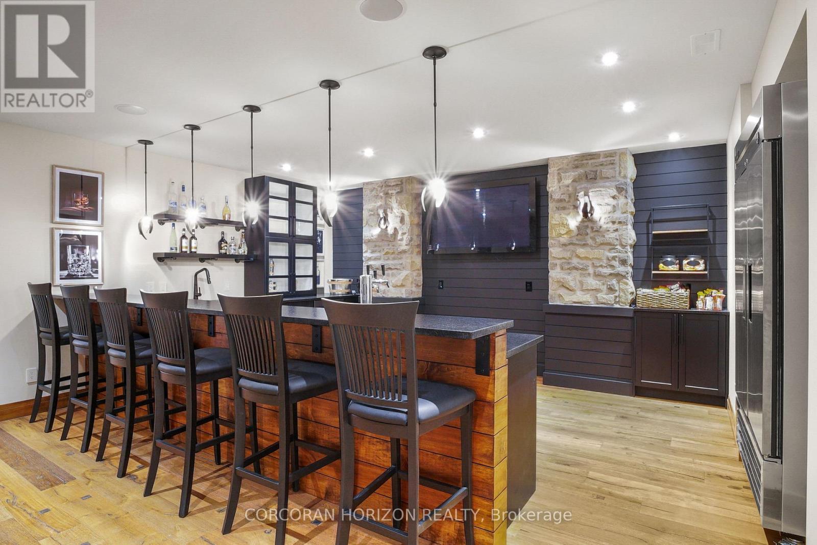 1546 Maryhill Road, Woolwich, ON - Indoor