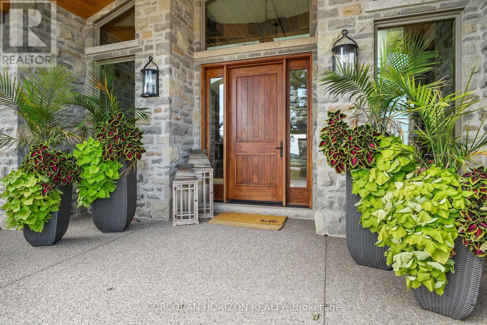 1546 Maryhill Road, Woolwich, ON - Outdoor