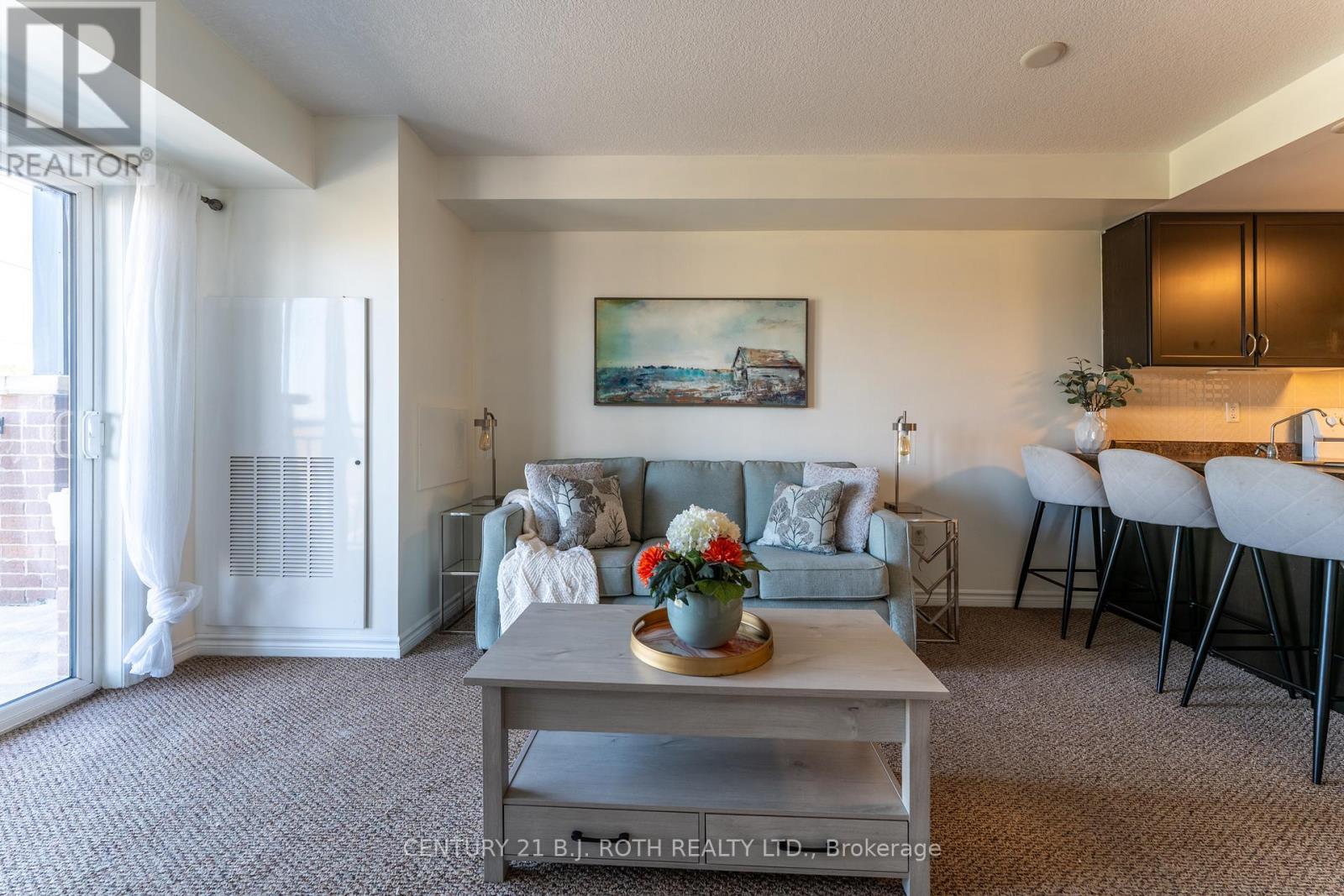 403 - 67 Kingsbury Square, Guelph, ON - Indoor