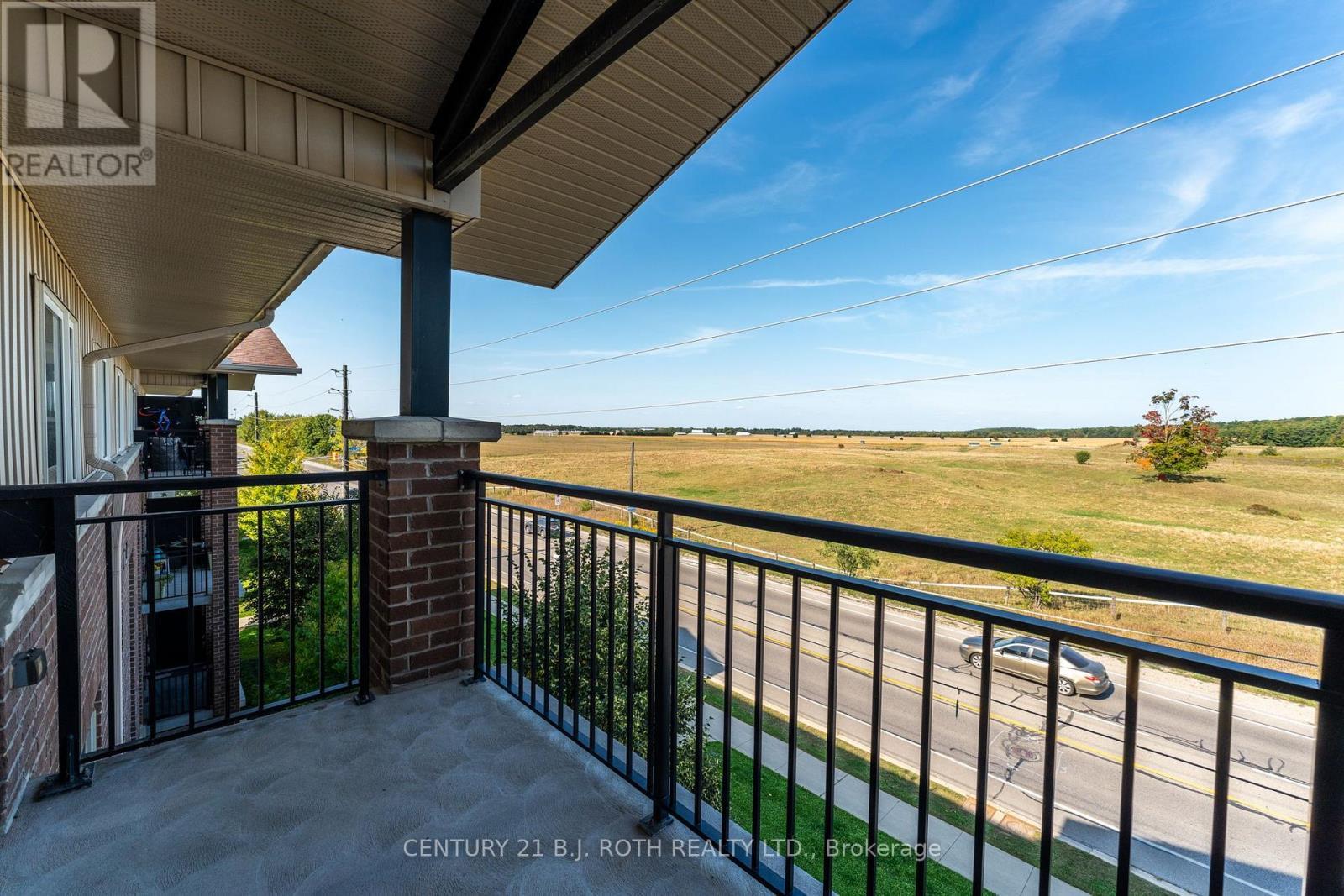 403 - 67 Kingsbury Square, Guelph, ON - Outdoor With Balcony With Exterior